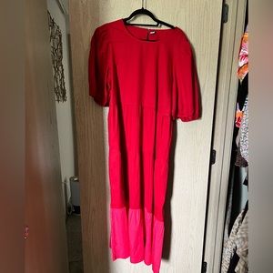 VGUC Red/Pink Old Navy Maxi Dress - XL
